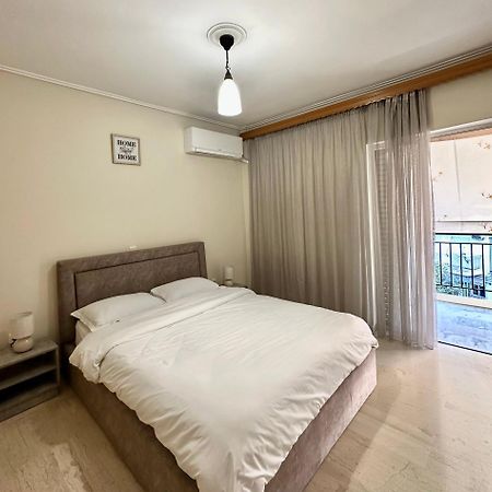 Mamour Apartment In Атина Екстериор снимка